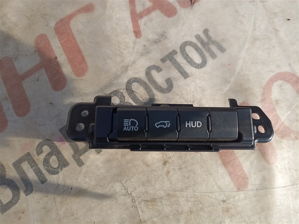 Кнопка LEXUS RX200T AGL25 8AR-FTS 2015 1577 (б/у)