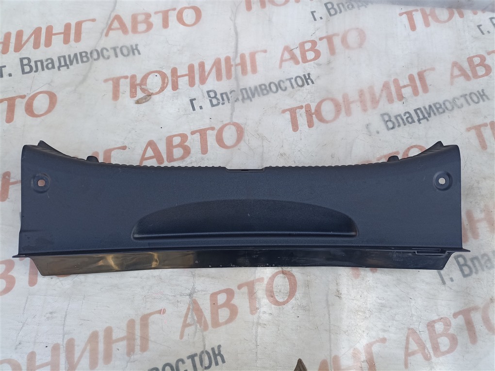 Накладка замка багажника MERCEDES-BENZ C-CLASS W205 M274DE20AL 2015 1578 (б/у)