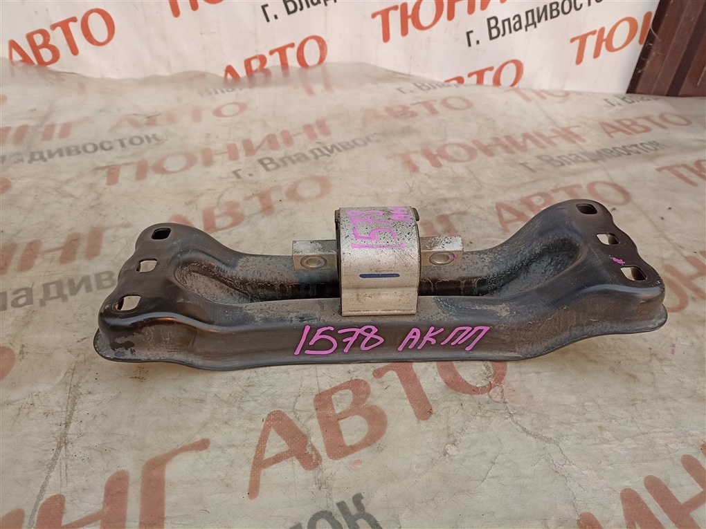 Подушка кпп MERCEDES-BENZ C-CLASS W205 M274DE20AL 2015 1578 (б/у)