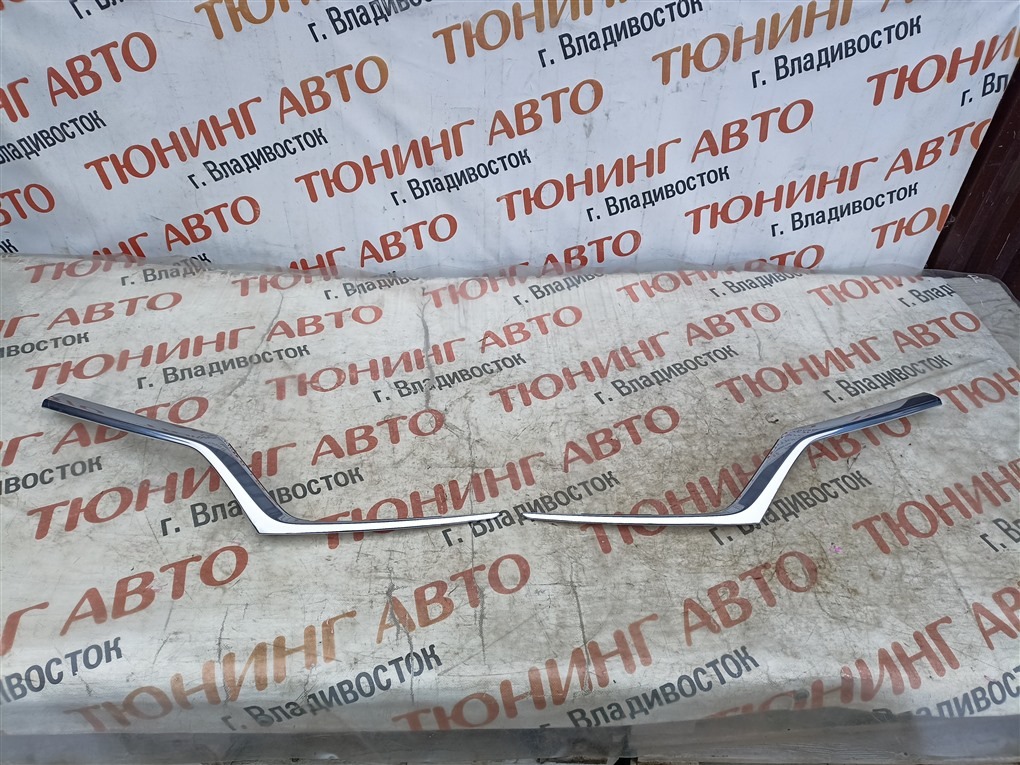 Накладка на фару HONDA CR-V RW1 LFB 2019 1580 (б/у)