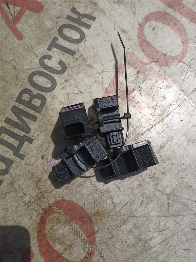 Датчик airbag HONDA CR-V RW1 LFB 2019 77970tlaa010m4 1580 77970tlaa010m4 (б/у)