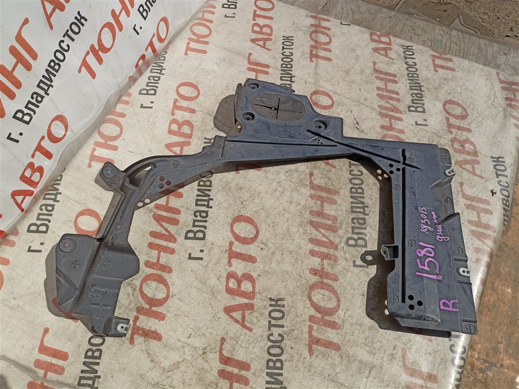 Защита днища BMW X1 F48 B47C20A 2018 правая 51757354760 1581 51757354760 (б/у)