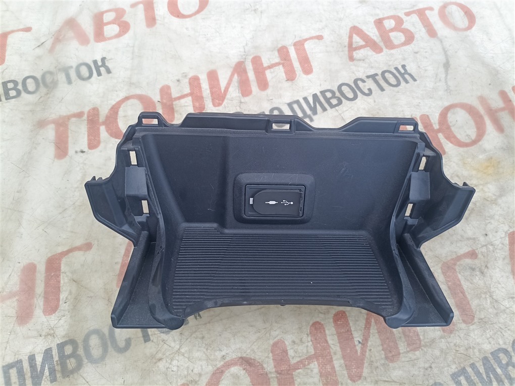 Вход usb TOYOTA HARRIER MXUA85 M20A-FKS 2021 86190-40020 1584 86190-40020 (б/у)