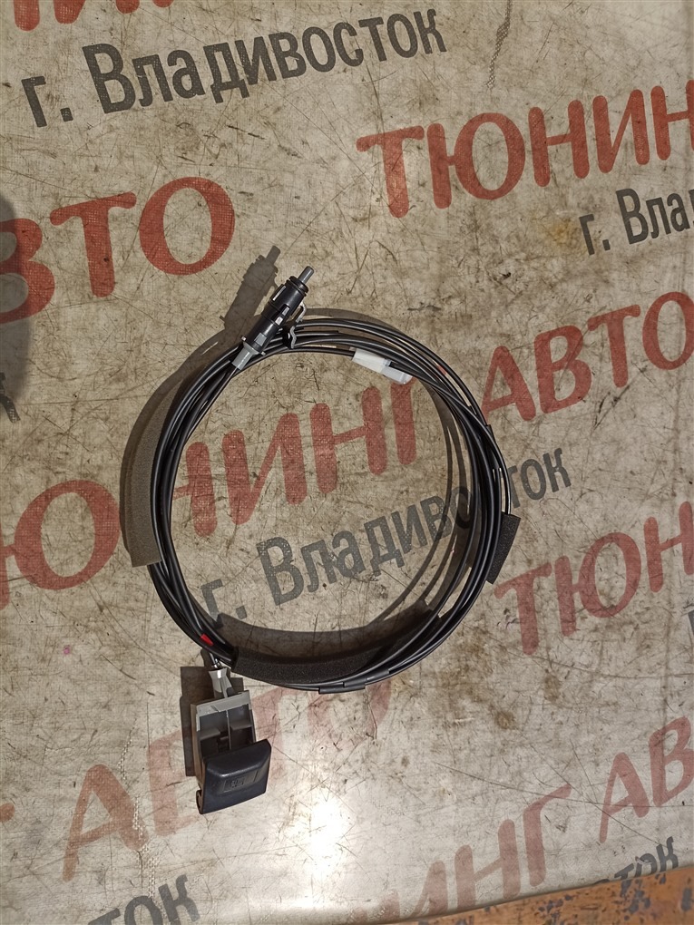 Тросик лючка бака TOYOTA HARRIER MXUA80 M20A-FKS 2021 1584 (б/у)