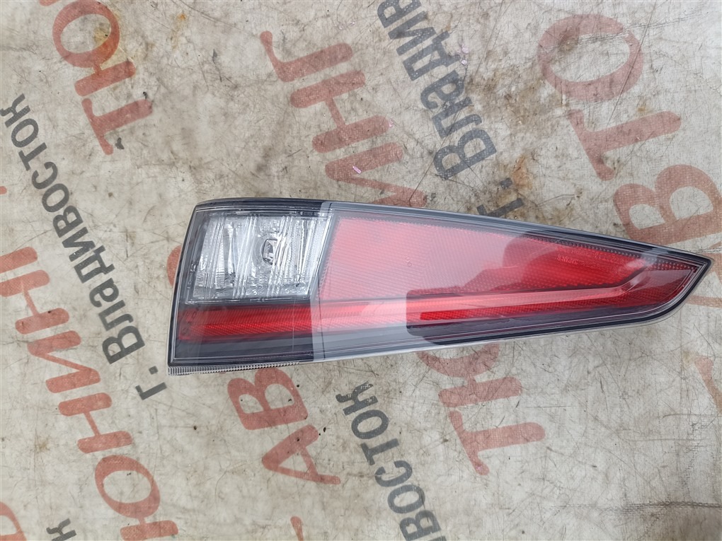 Стоп-сигнал TOYOTA PRIUS ZVW50 2ZR-FXE 2017 задний правый 8158047020 1574 8158047020 (б/у)
