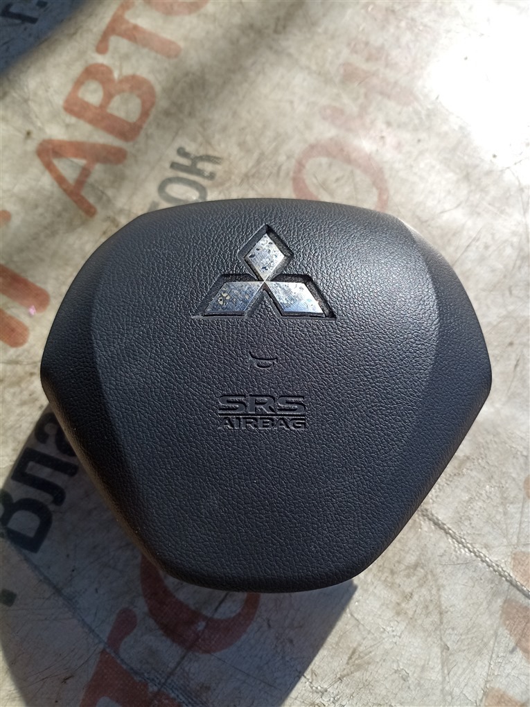 Airbag на руль MITSUBISHI RVR GA4W 4J10 2017 1586 (б/у)