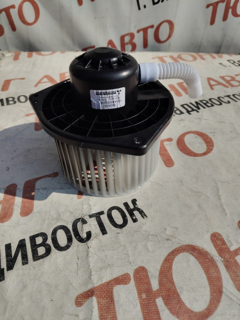 Мотор печки MITSUBISHI RVR GA4W 4J10 2017 7802a237 1586 7802a237 (б/у)