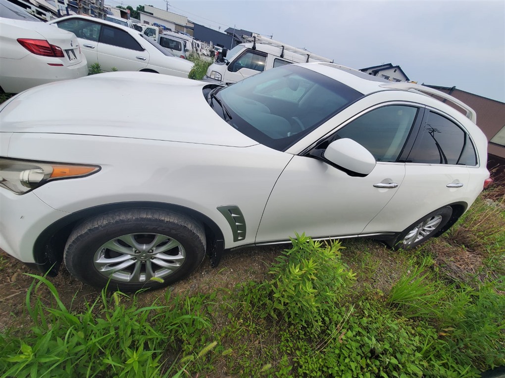 Автомобиль INFINITI FX35 S51 VQ35HR 2013 года в разбор