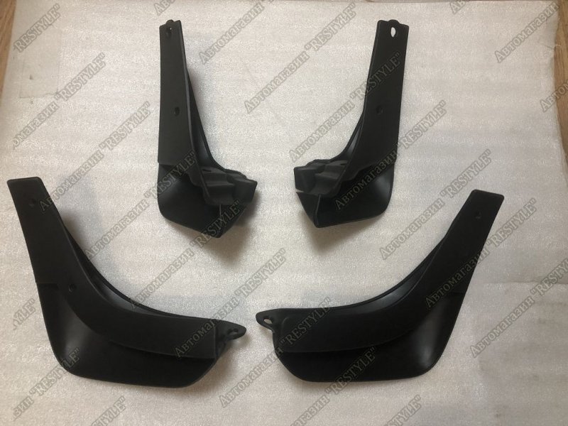 Брызговики Nissan Note 2017-2020 E12 48E8r954-250 новая