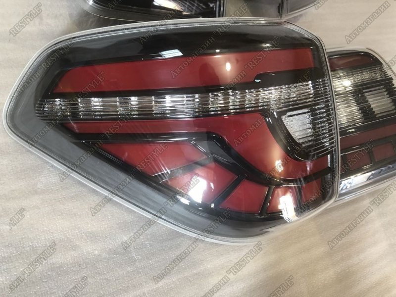 Стопы (задние фонари) задние Nissan Patrol 62