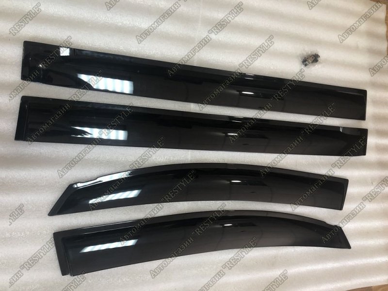 Запчасть ветровики Toyota Noah Voxy Esquire 2014-2021 80 98W954-2 новая Ветровики Toyota Noah Voxy Esquire 2014-2021 80 98W954-2 новая