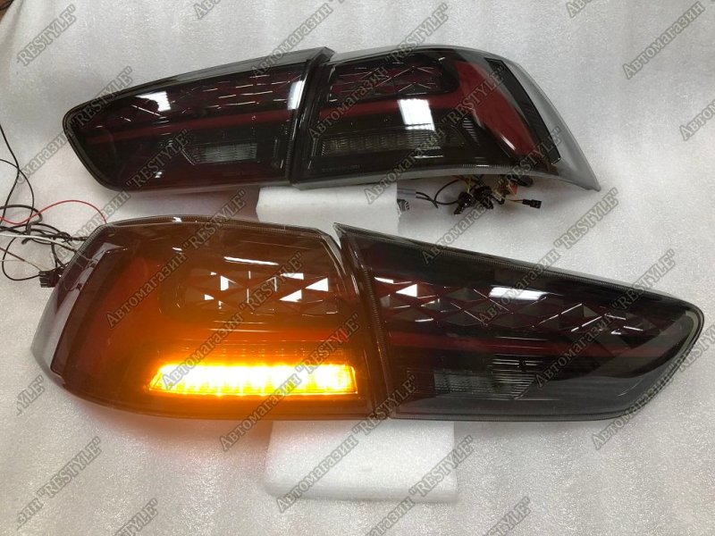 Стопы (задние фонари) задние Mitsubishi lancer CY4A