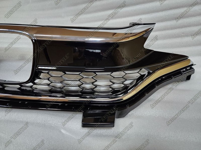 Решетка радиатора передняя fit 2013-2019 GK Решетка радиатора передняя fit 2013-2019 GK