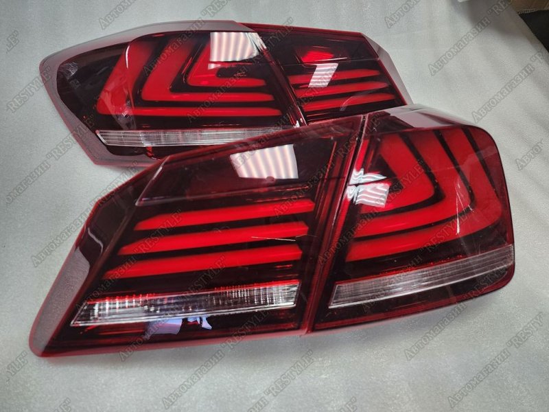 Стопы (задние фонари) задние honda Accord 2012-2016 YAB-YG-0250-RED новая