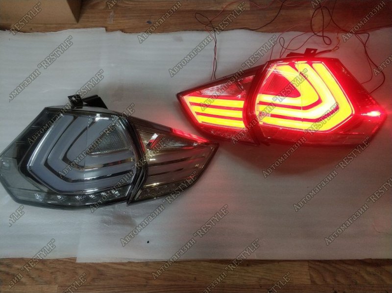 Стопы (задние фонари) задние Nissan X-trail 2013-2017 32 TR897HR520 новая