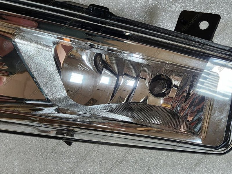 Туманка передняя левая X-trail 32