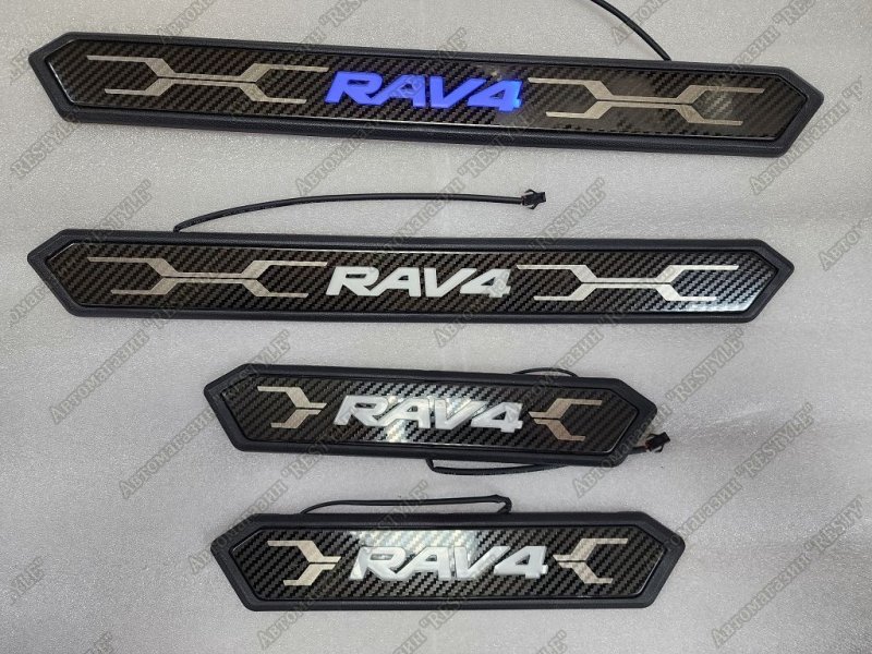 Накладки на пороги передние Toyota RAV4 2018-2022 AXAA54 98W954-158 новая