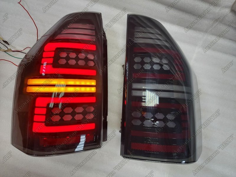 Стопы (задние фонари) Mitsubishi pajero 1999-2005 73 6542df6 новая