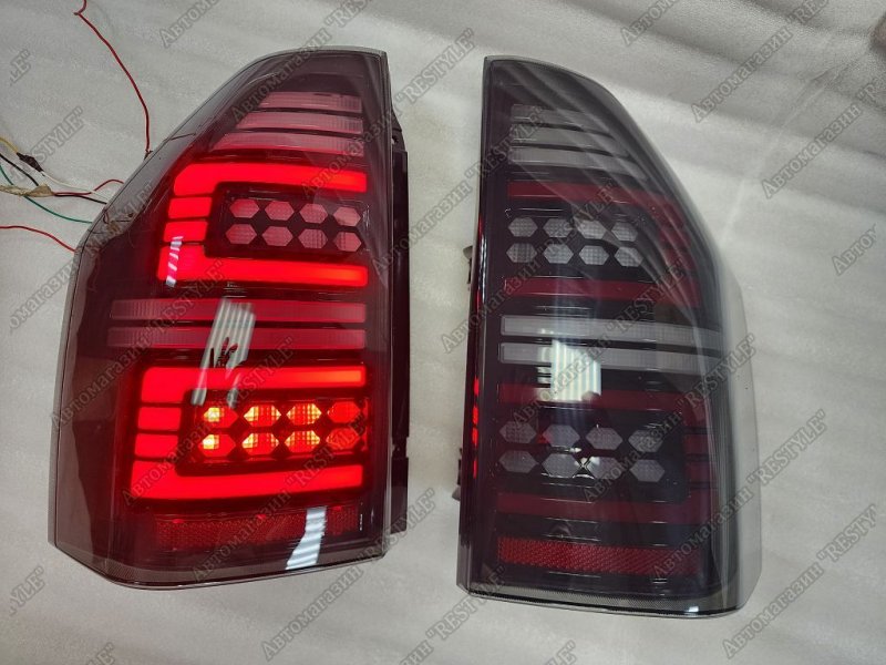 Стопы (задние фонари) pajero 1999-2005 73