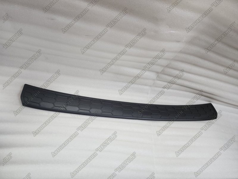 Накладка на бампер задняя subaru XV 2021-2024 465658 новая