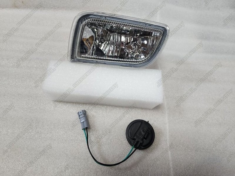 Туманка передняя левая Toyota corona premio 1997-2001 210 TYJ-01-0424 новая