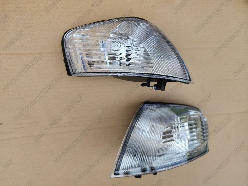 Запчасть поворотники габариты передние nissan Wingroad 1999-2005 TYJ-02-0034 новая Поворотники габариты передние nissan Wingroad 1999-2005 TYJ-02-0034 новая