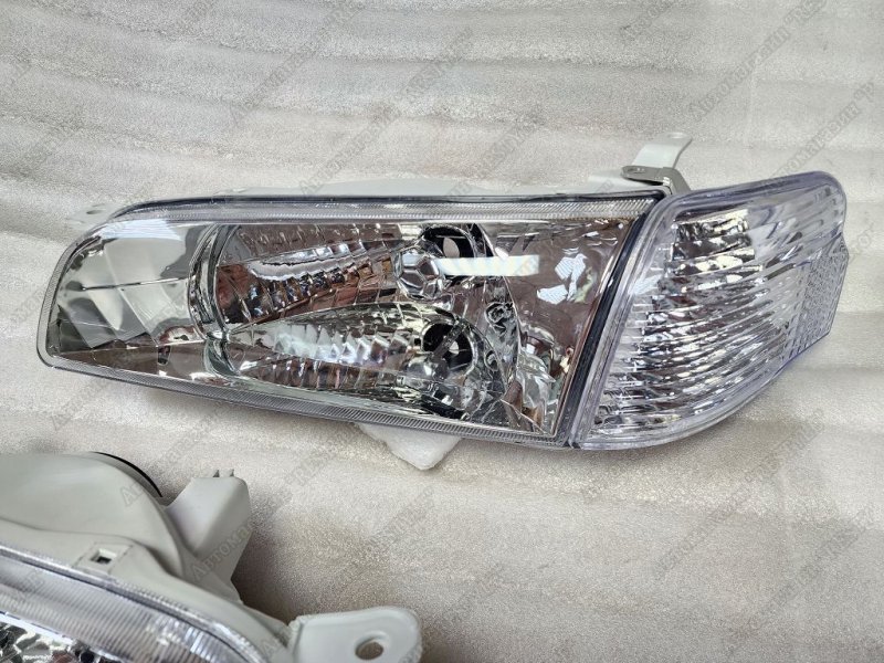 Фары передние Sprinter 1997-2000 110