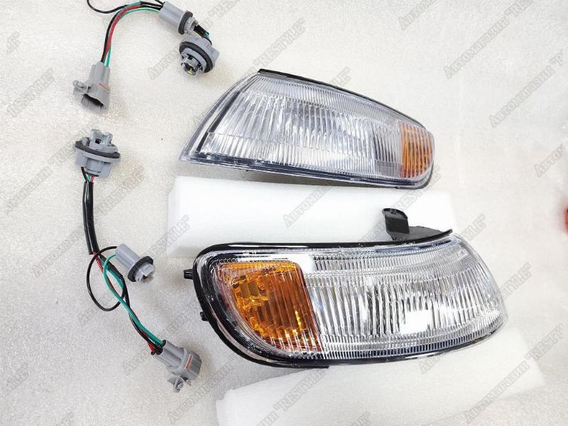 Поворотники габариты передние TOYOTA Corolla Ceres Поворотники габариты передние TOYOTA Corolla Ceres