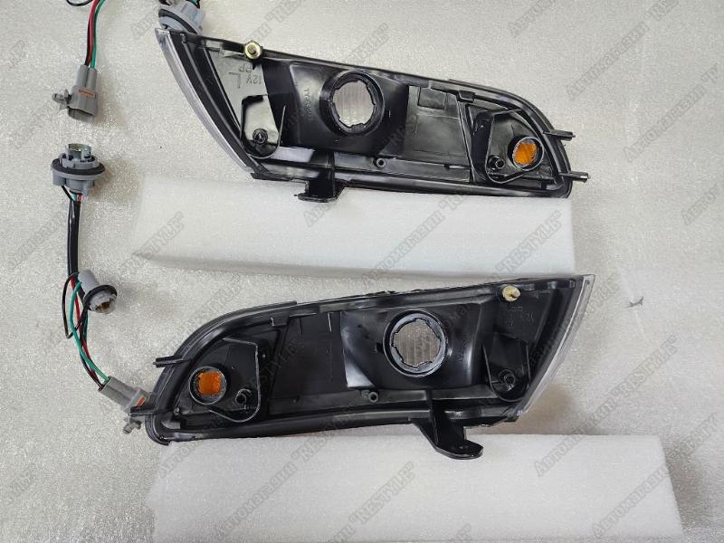 Поворотники габариты передние Corolla Ceres 1992-1998 Поворотники габариты передние Corolla Ceres 1992-1998
