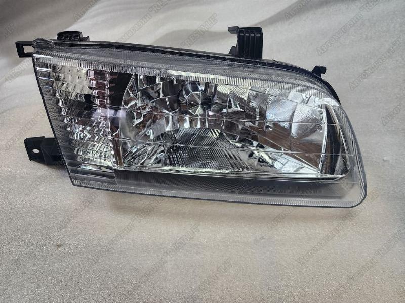 Фары передние Sunny 1998-2004 B15