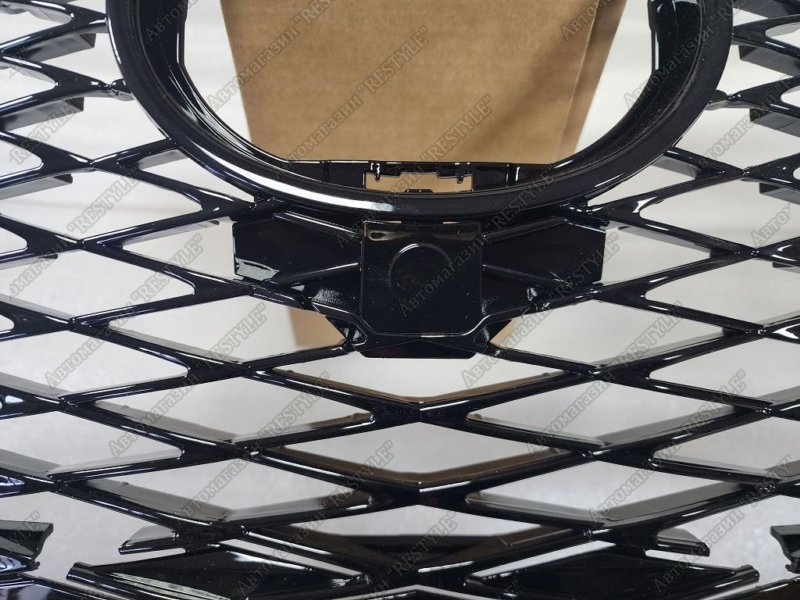 Решетка радиатора NX200 NX200t NX250 NX300 NX300h 2014-2017