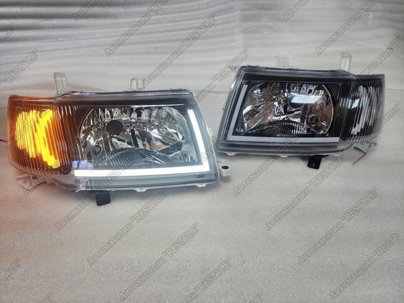 Фары передние TOYOTA Probox 2002-2014 F-10001A новая