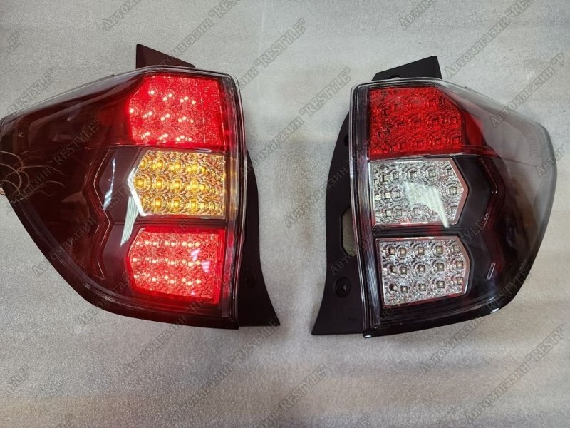 Стопы (задние фонари) задние Subaru Forester 2007-2012 SH SB-A2001B-KIT новая