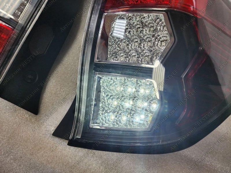 Стопы (задние фонари) задние Forester 2007-2012 SH
