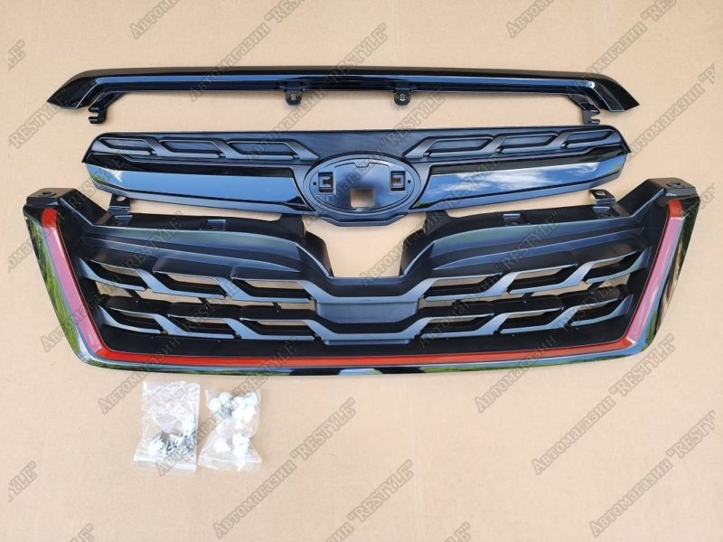 Запчасть решетка радиатора передняя subaru forester 2015-2018 SJ5 B2019-3 новая Решетка радиатора передняя subaru forester 2015-2018 SJ5 B2019-3 новая