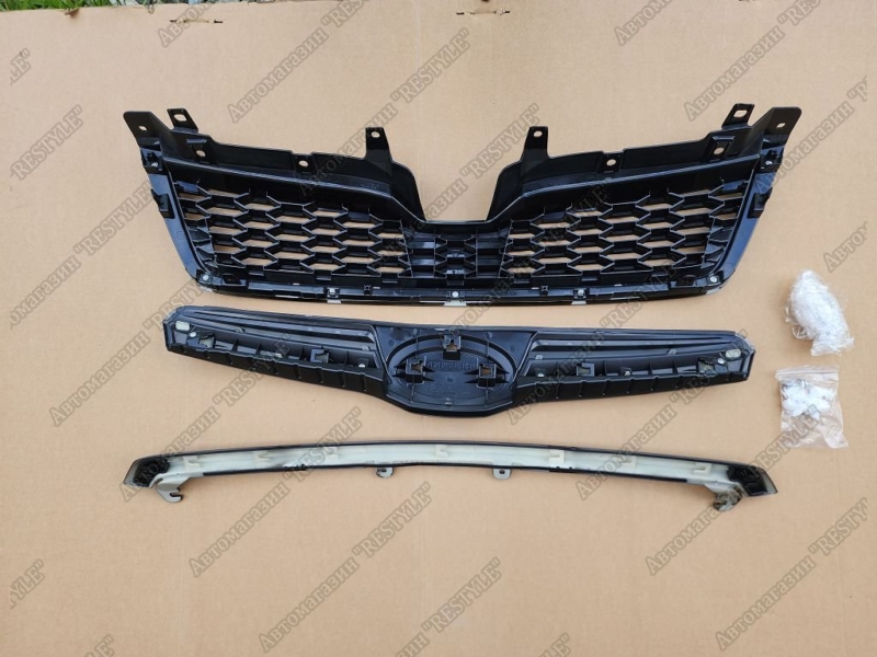 Решетка радиатора передняя Forester 2012-2015 SJ5