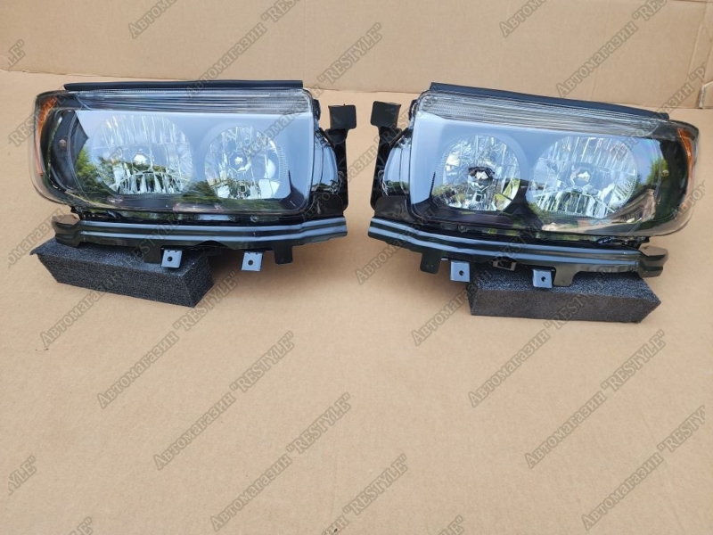 Фары передние SUBARU forester 2005-2007 SG A1008B новая