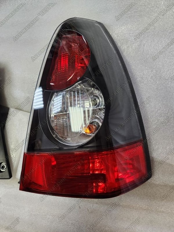 Стопы (задние фонари) задние SUBARU Forester