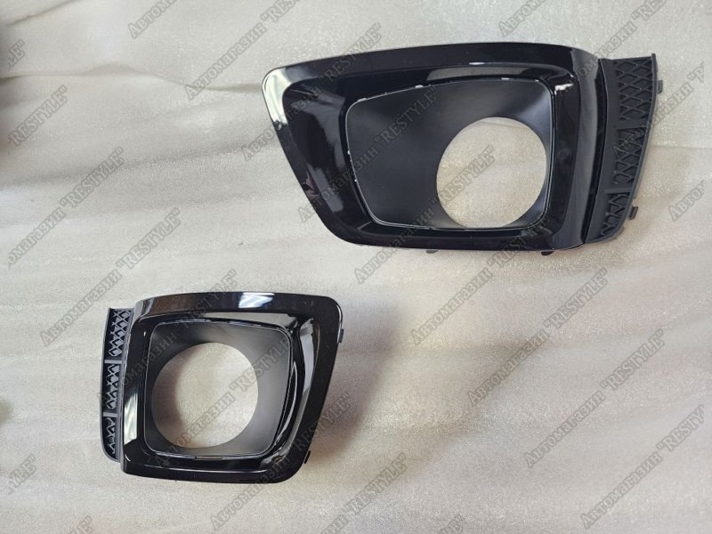 Накладки на туманки передние SUBARU Forester SJ5