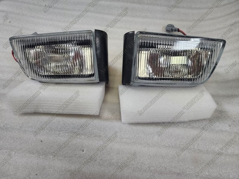 Туманки передние cefiro 1994-1996