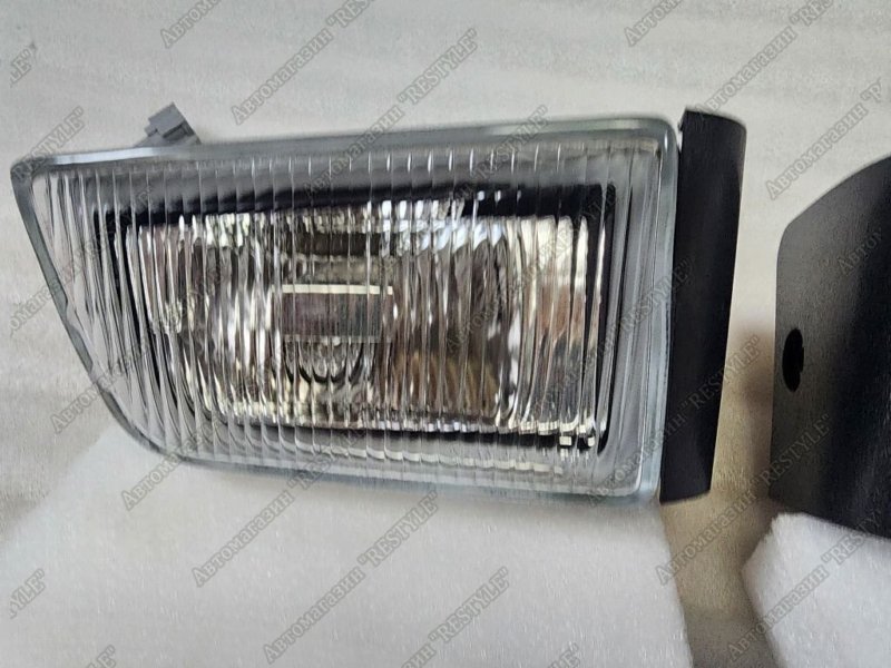 Туманки передние cefiro 1994-1996