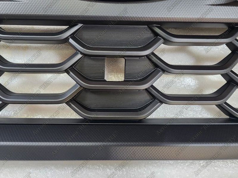 Решетка радиатора передняя Forester 2021-2024 SK