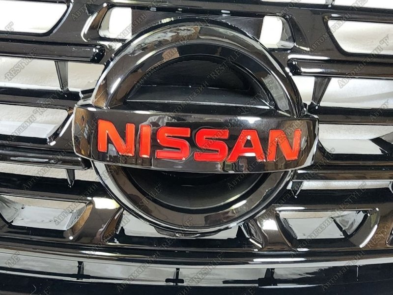 Решетка радиатора передняя Patrol 2010-2017 Y62