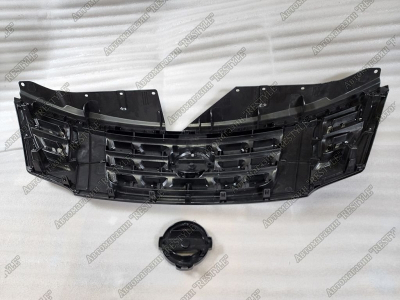 Решетка радиатора передняя Patrol 2010-2017 Y62