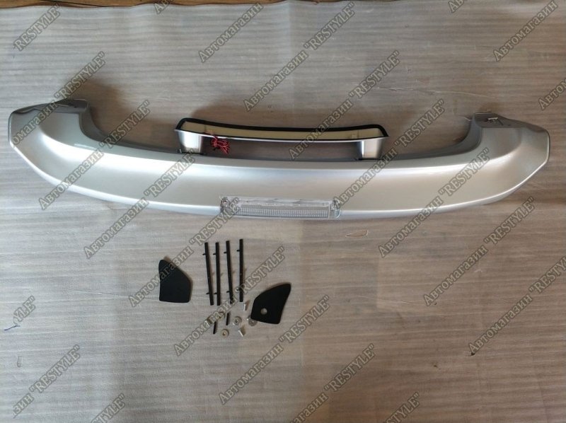 Спойлер задний LAND Cruiser 1998-2007 100 Спойлер задний LAND Cruiser 1998-2007 100