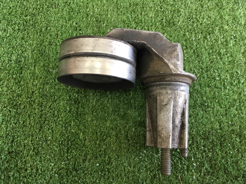 Запчасть ролик обводной навесного оборудования Land Rover Discovery 2007 L319 276DT PQH500060 Б/У Ролик обводной навесного оборудования Land Rover Discovery 2007 L319 276DT PQH500060 Б/У