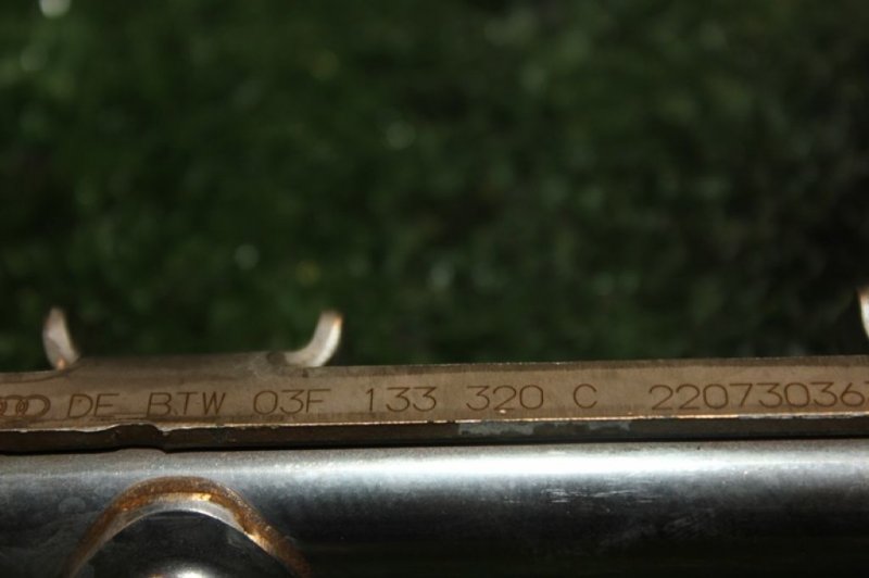 Топливная рампа A1  CBZ