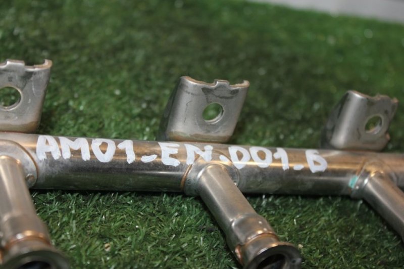 Топливная рампа A1  CBZ