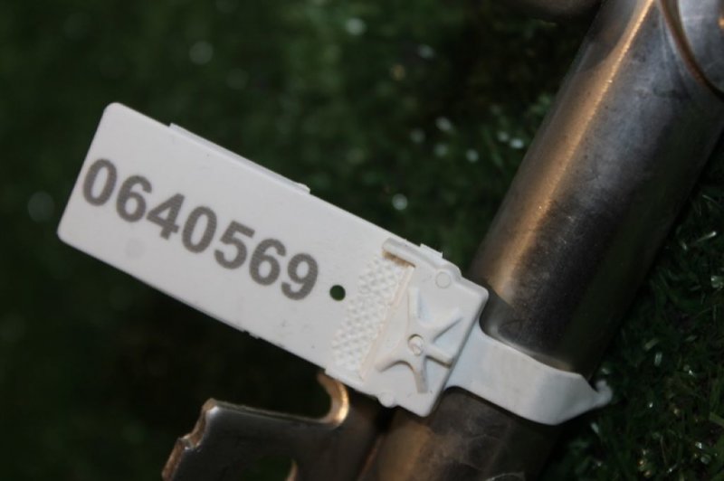 Топливная рампа A1  CBZ