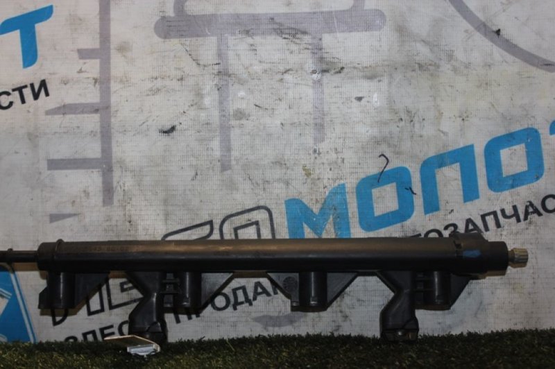 Запчасть топливная рампа Peugeot C3 5F01 75756458002 контрактная Топливная рампа Peugeot C3 5F01 75756458002 контрактная
